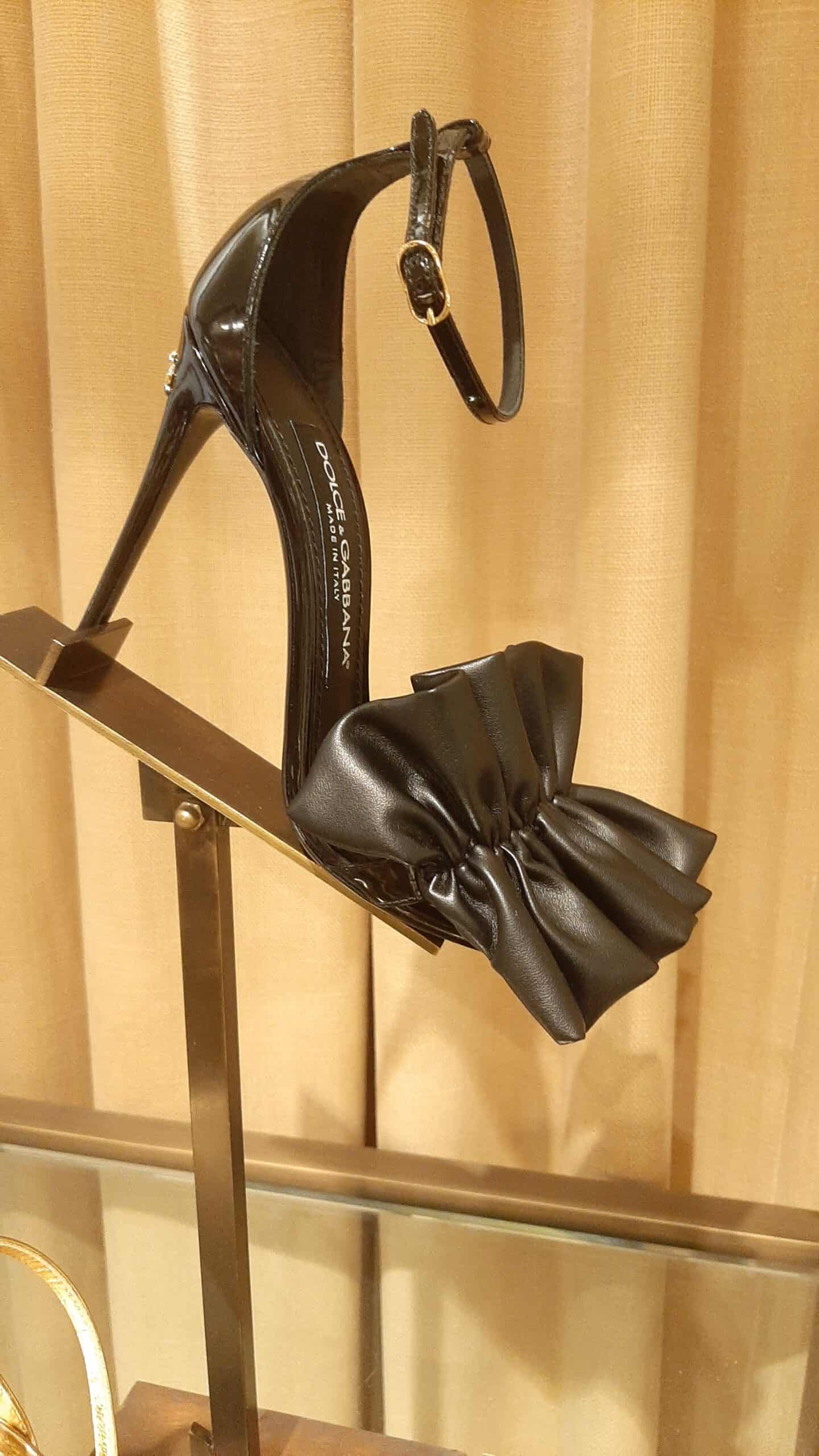 retail women ss23 party sandals slim leather patent ruffles black dolcegabbana