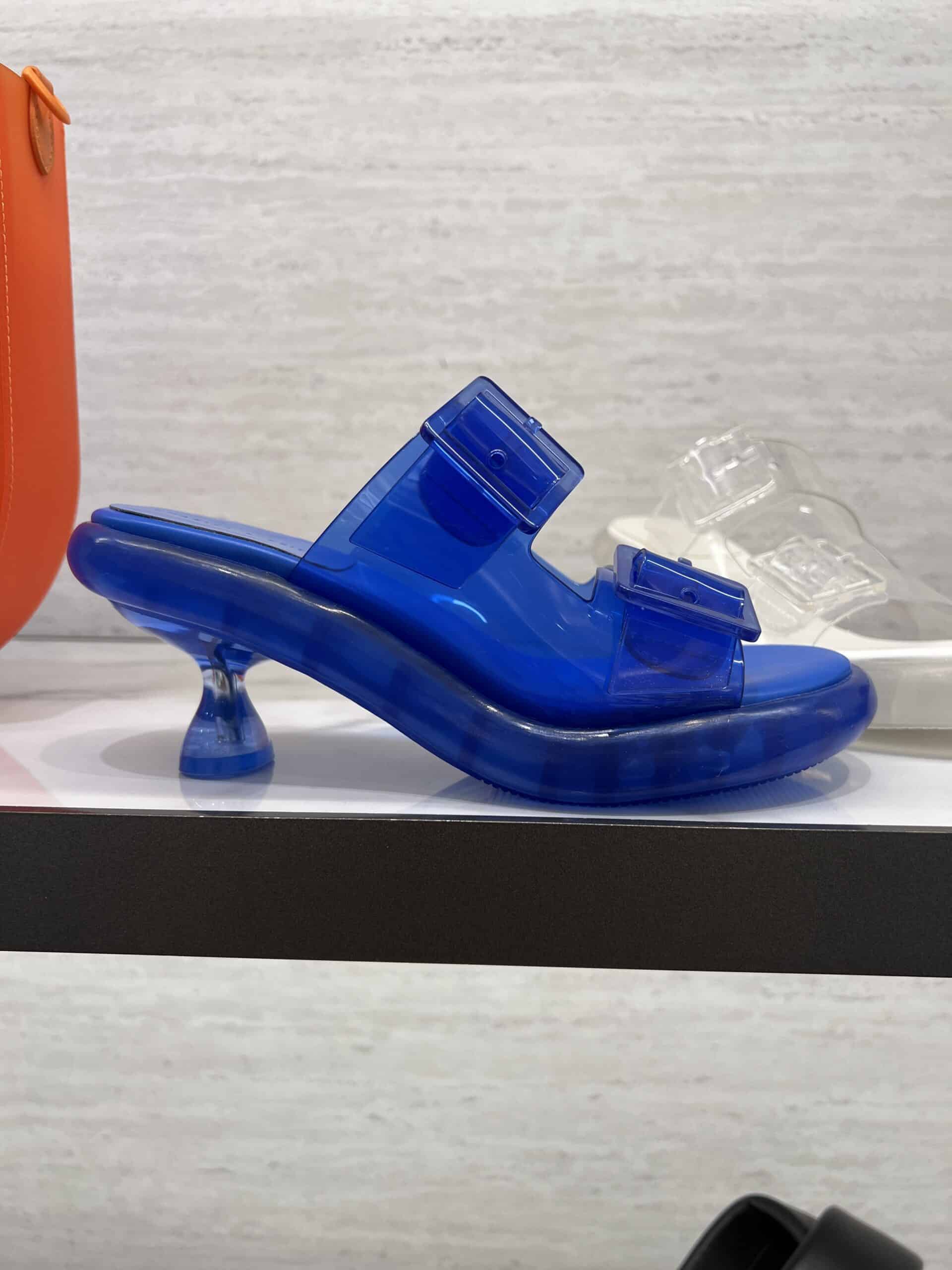 retail women ss23 sandals mule acrylic heels kitten vynil buckles blue charleskeith